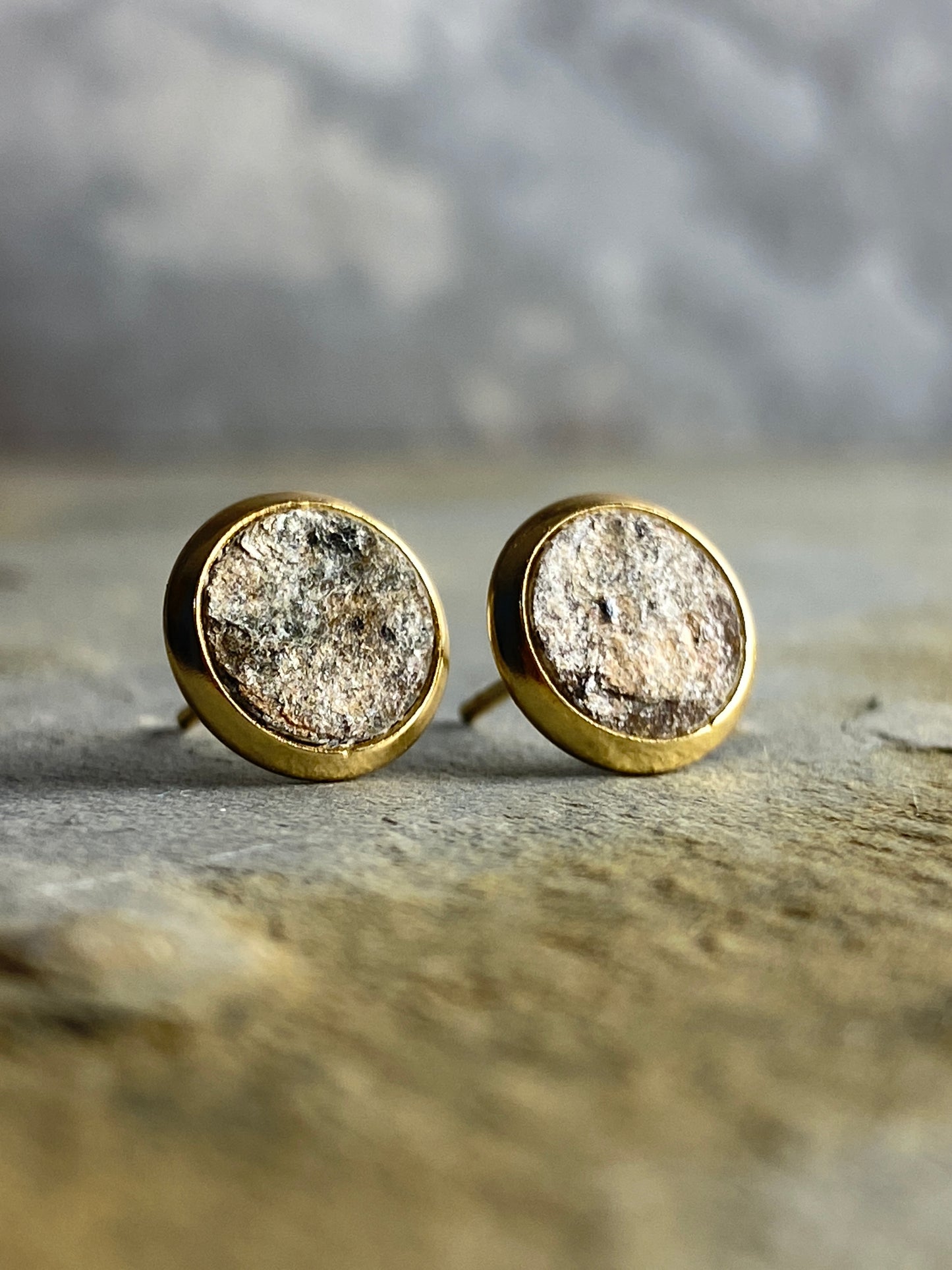 Naturstein Ohrstecker-Set 8mm Ø - "Io"